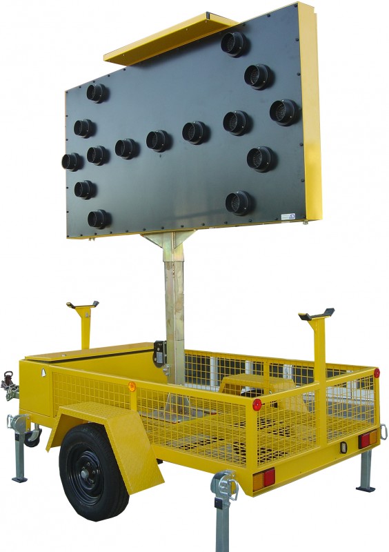 LED Flashing Arrow Signs - Type C - Image 3